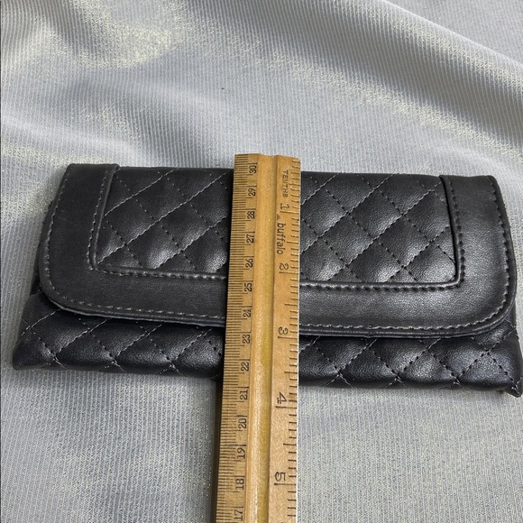 5/$25 KMS California Quilted Make Up Brush Clutch Metallic Pewter Travel Snap - Picture 5 of 7